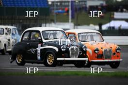 Silverstone Classic  28-30 July 2017 At the Home of British Motorsport Celebrity Race MICHAEL Kerry,  BLUNDELL Mark (team captain) Free for editorial use only Photo credit –  JEP 