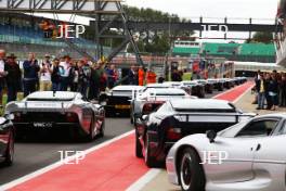 Silverstone Classic  28-30 July 2017  At the Home of British Motorsport  Parades Jaguar XJ220 Free for editorial use only Photo credit – JEP