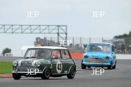 Silverstone Classic  28-30 July 2017 At the Home of British Motorsport John Fitzpatrick U2TC MIDDLEHURST Chris, MIDDLEHURST Andy, Morris Mini Cooper S  Free for editorial use only Photo credit –  JEP 